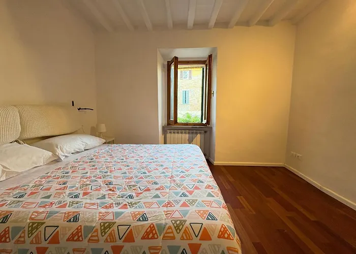 Il Poggio - Elegante In Centro アパート ペルージャ